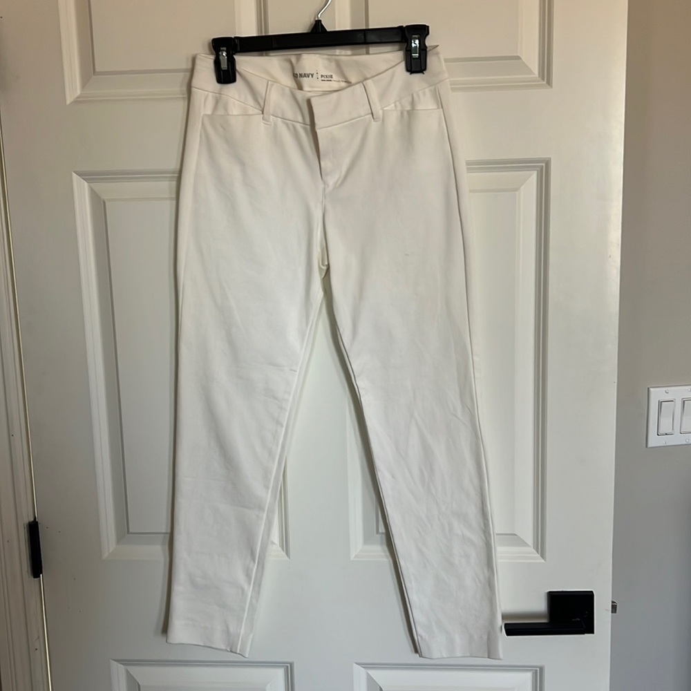 Old Navy White Pixie Mid Rise Casual or Dress pant